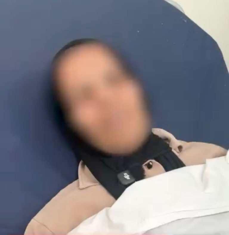 سيدة تروي تفاصيل صادمة عن اعتداء عنيف بـ”شاكوش” على زوجها وابنها في بني كنانة