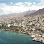 العثور على جثّة تعرّضت للطعن في العقبة