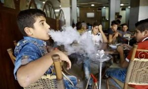 الطراونة يطالب بوضع “دينار” ضريبة على كل أرجيلة وتشديد الرقابة لحماية الأطفال
