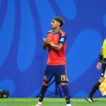 يامال يتعرض لتعليقات عنصرية بعد احتفاله بالسجود في كأس العالم