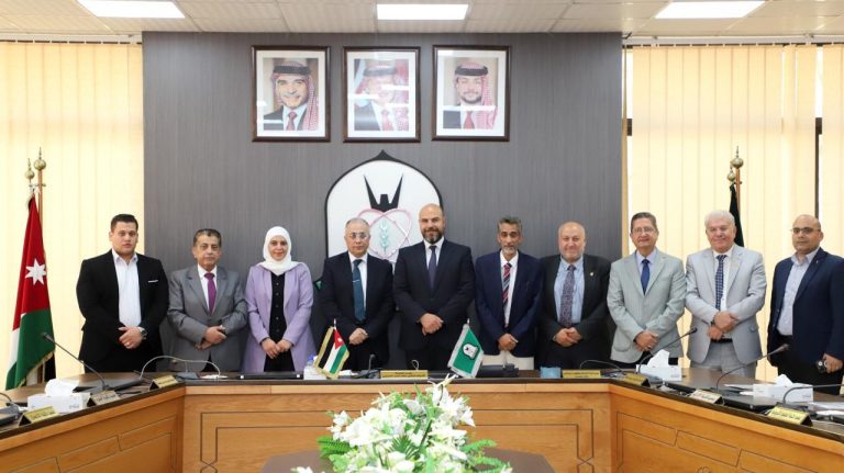 مؤسسة “فراس بلاسمة لأنظمة التحكم” توقعان مذكرة تفاهم لتأسيس مختبر متطور في الذكاء الاصطناعي وتكنولوجيا المستقبل.. صور