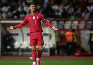 هل تضحي البرتغال بكأس العالم من أجل رونالدو؟