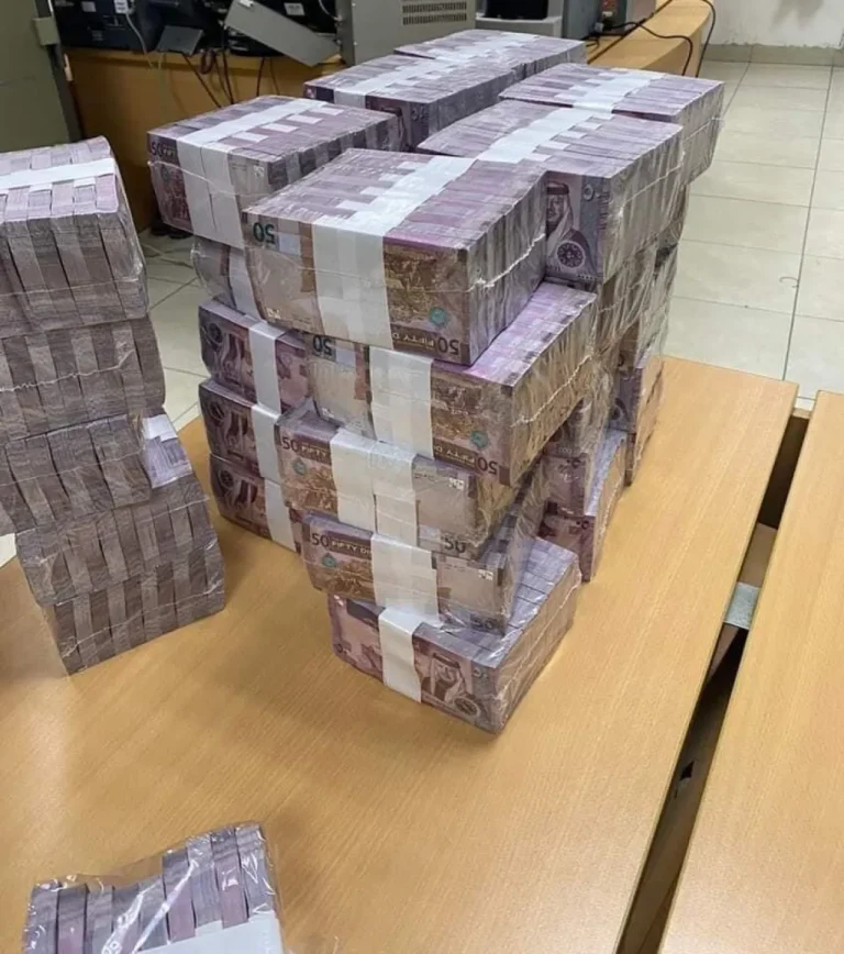 الحكومة تقترض 2.1 مليار دينار محلياً خلال 5 أشهر