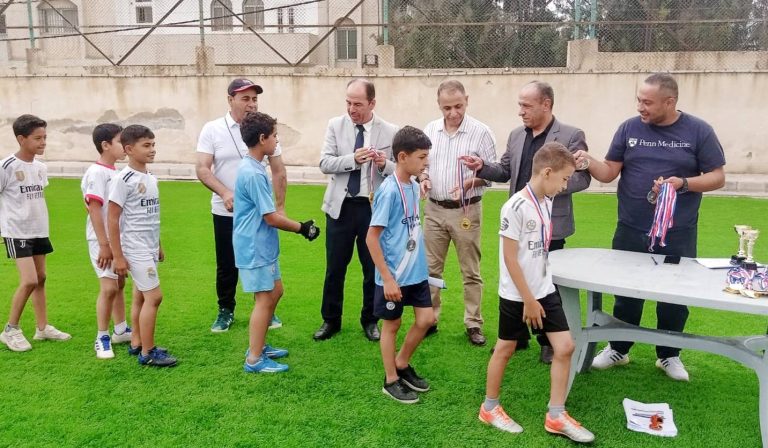 الحوامدة يتوج المشاركين في بطولة “المدارس الأقل حظا”