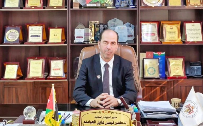 الحوامدة يهنئ الفائزين بانتخابات مجالس شبكات المدارس.