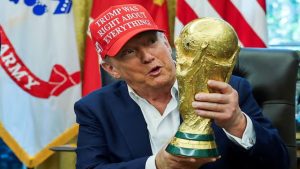 ترمب سيتوج الفائز بكأس العالم