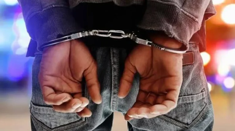 جريمة خنق في الموقر واعتراف حدث بعد القبض عليه