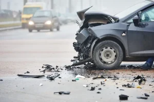 حادث تصادم بين شاحنة ومركبة في ضبعة