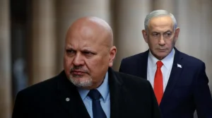 ماذا يعني عزل كريم خان؟ وهل تتأثر مذكرة توقيف نتنياهو؟