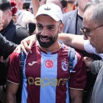 دورينا ليس عطلة للتقاعد .. مالك نادٍ سعودي يسخر من انتقال صلاح للدوري التركي !