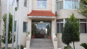 الكتب المدرسية إلكترونياً.. عرض بلا تحميل