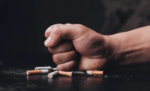نقابتا الصيادلة والأطباء تكثفان حملات دعم الراغبين في الإقلاع عن التدخين