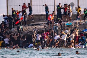 سبتة ومليلية… جغرافيا محاصرة بالتاريخ وأمواج «الحلم الأوروبي» المتلاطمة.. صور