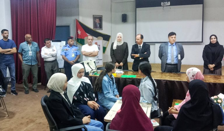الحوامدة يتابع فعاليات برنامجي بصمة والأندية الصيفية.