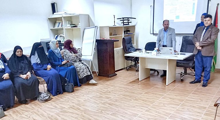 الحوامدة يتابع ورشة التنمية المهنية للعاملين في مدارس ورياض الأطفال الخاصة