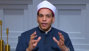 هل يجوز الدعاء لأشخاص بأسمائهم فى السجود؟