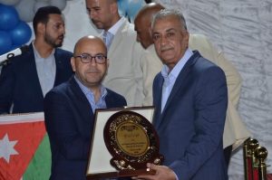 مدير عام شركة المدن الصناعية يرحى احتفال نادي حرثا