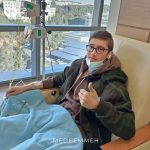 بعد 7 أشهر من العلاج .. الطالب عمر يهزم السرطان ويحقق حلمه بالقبول في طب الأردنية
