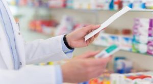 نقابة الصيادلة: تطبيقات توصيل الأدوية غير قانونية وتعرض سلامة المرضى لخطر الأخطاء والتخزين