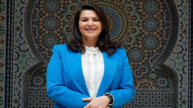 العاهل المغربي يعين فاطمة الزهراء المنصوري أول امرأة رئيسة للحكومة في البلاد