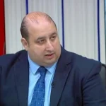840 مقعدا للطب و400 لطب الأسنان.
