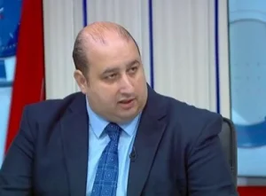 840 مقعدا للطب و400 لطب الأسنان.