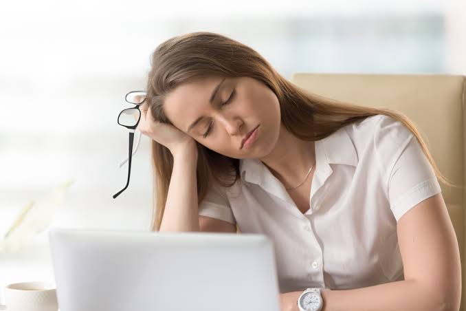 التعب المزمن.. متى تكون مراجعة الطبيب ضرورة؟