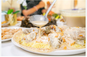 بعد صحن الرز .. ليش بتصير عيونك بدها تسكّر؟