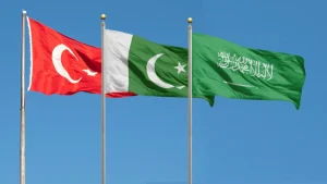 باكستان وتركيا والسعودية تقرر الانتقال إلى التنفيذ العملي لالتزامات الدفاع الجماعي