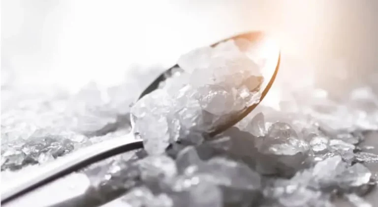 بقبضة الأمن.. شبكة أجنبية تروّج للكريستال في إربد