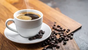 3 مشروبات صباحية تضر المعدة عند شربها على الريق