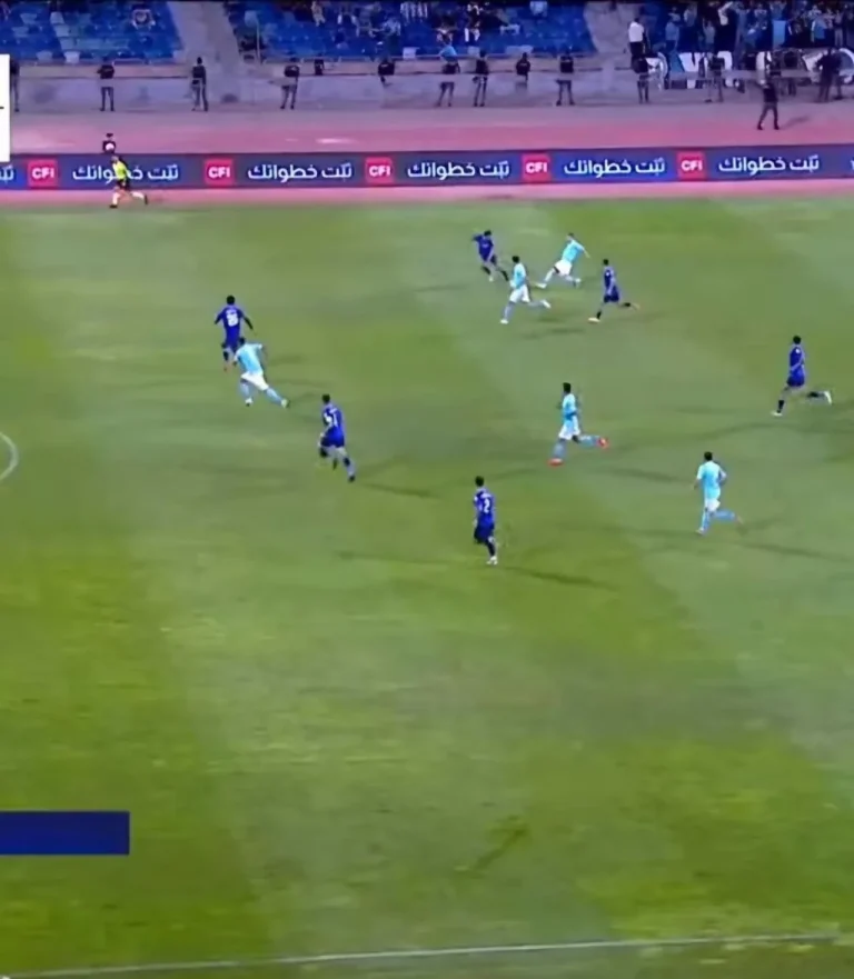 القريني ينتقد أداء تقنية الفيديو في الملاعب الأردنية