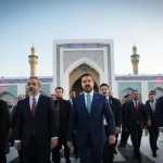 رئيس الوزراء العراقي يتبرع بـ10 ملايين دولار للجامع الأموي ومرقد السيدة زينب بدمشق