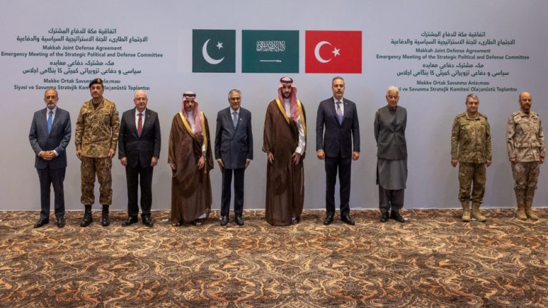 القدرات العسكرية لدول “اتفاق مكة” بالأرقام